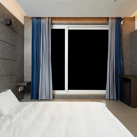 Elren Hotel Jeju Seogwipo Exterior foto